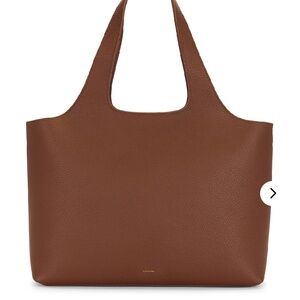 Cuyana System Tote 16-inch V2 (Caramel, Pebbled, Gold)